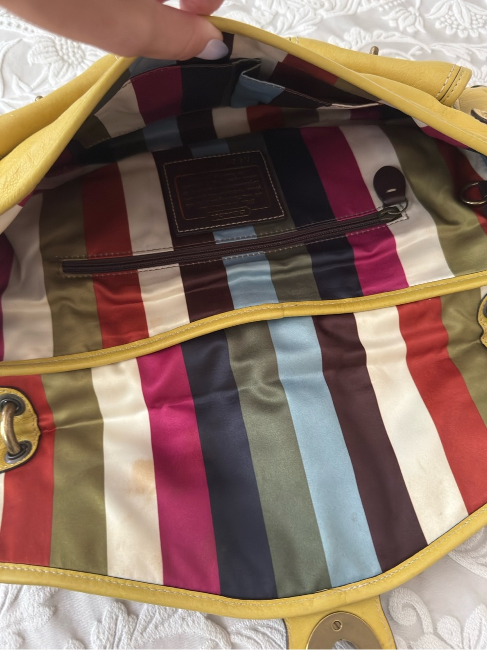 Vintage 65th Anniversary Coach Legacy Yellow Leather Shoulder Bag with Chain - Picture 12 of 15